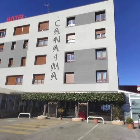Hotel Canaima *